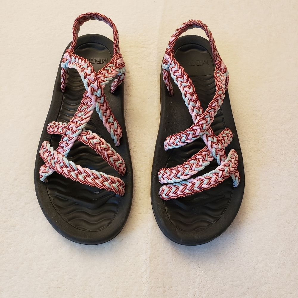 MEGNYA Braided Comfort Walking Sandals Arch Support Athletic Hiking 6